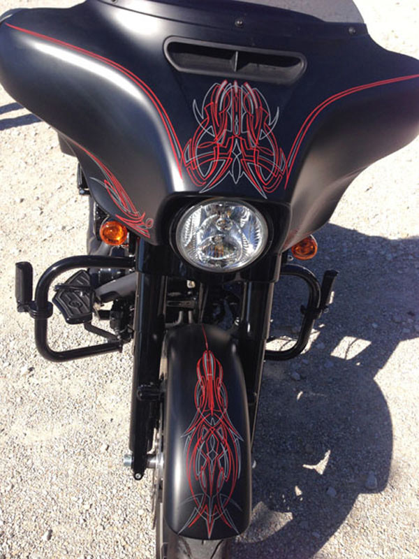Baggers Custom Motorcycle Pinstriping
