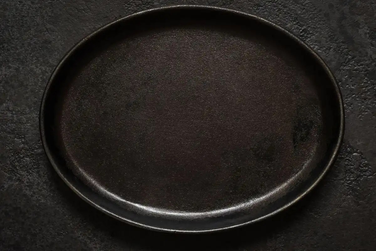 Home & Garden Cooking with Cast Iron Pros and Cons Texini