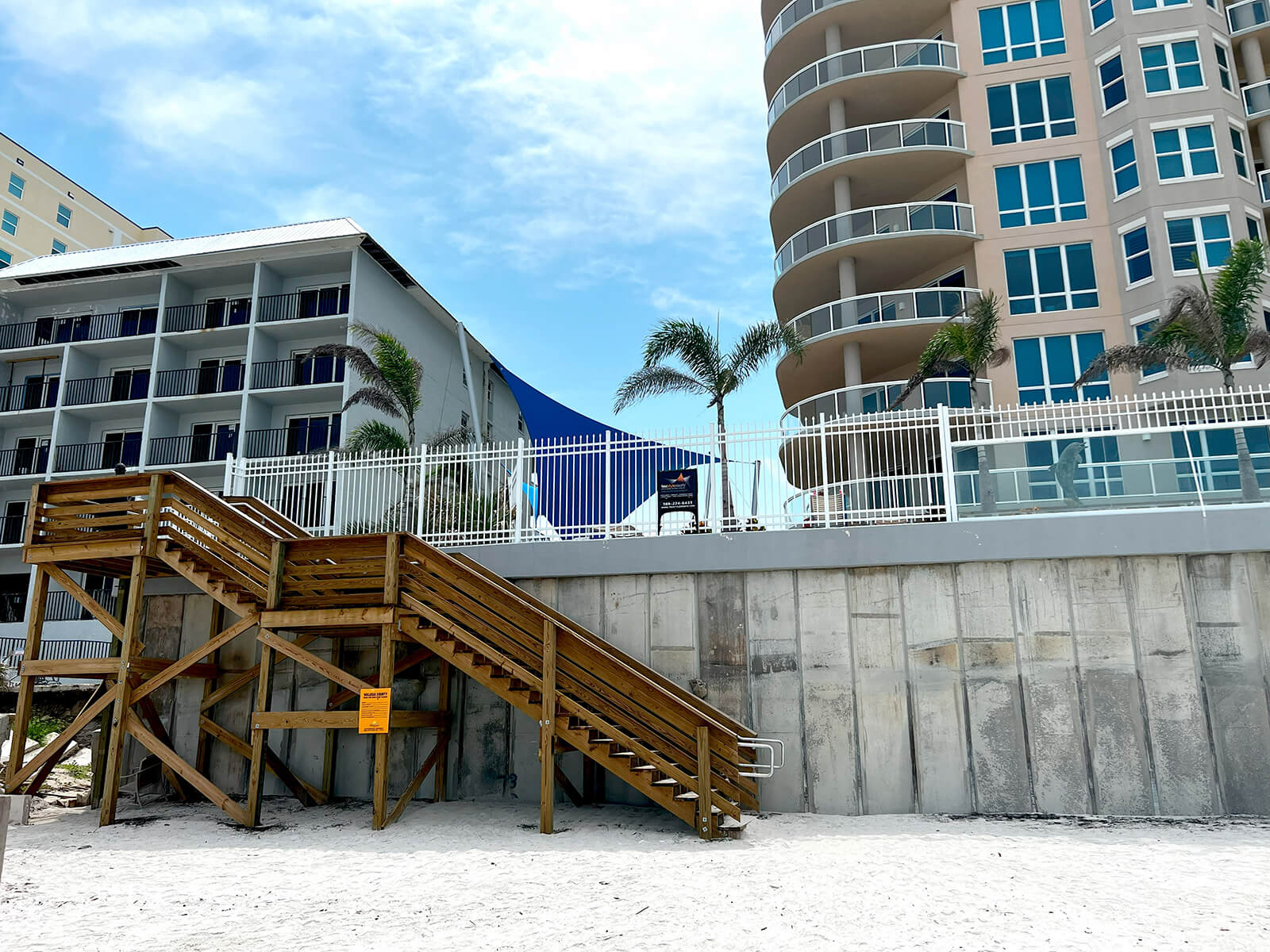 Ocean Villas Condominiums Daytona Beach, Florida Standalone Pool