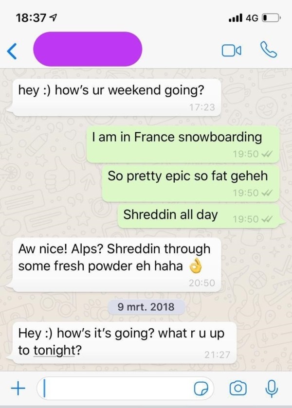 19 Signs That Tell If A Girl Likes You Over Text