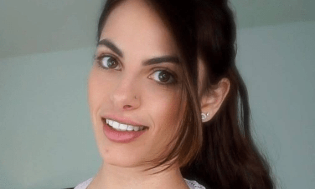 Alexa Pearl Age, Net Worth, Family, Education, Height, and Biography