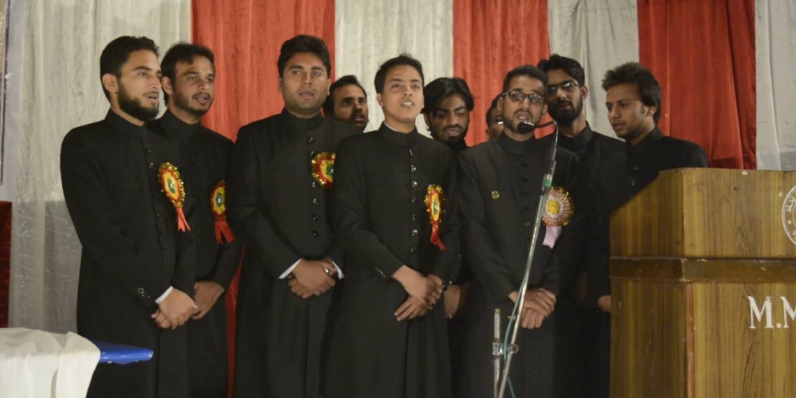 AMU issues a dictatorial advisory cum dress code for students