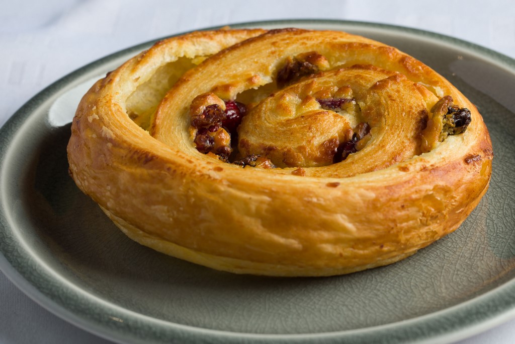 Raisin Cranberry Roll The French Kitchen Culinary Center