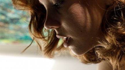 Kayla Coyote, redhead, curly hair, face, women, piercing, Zishy