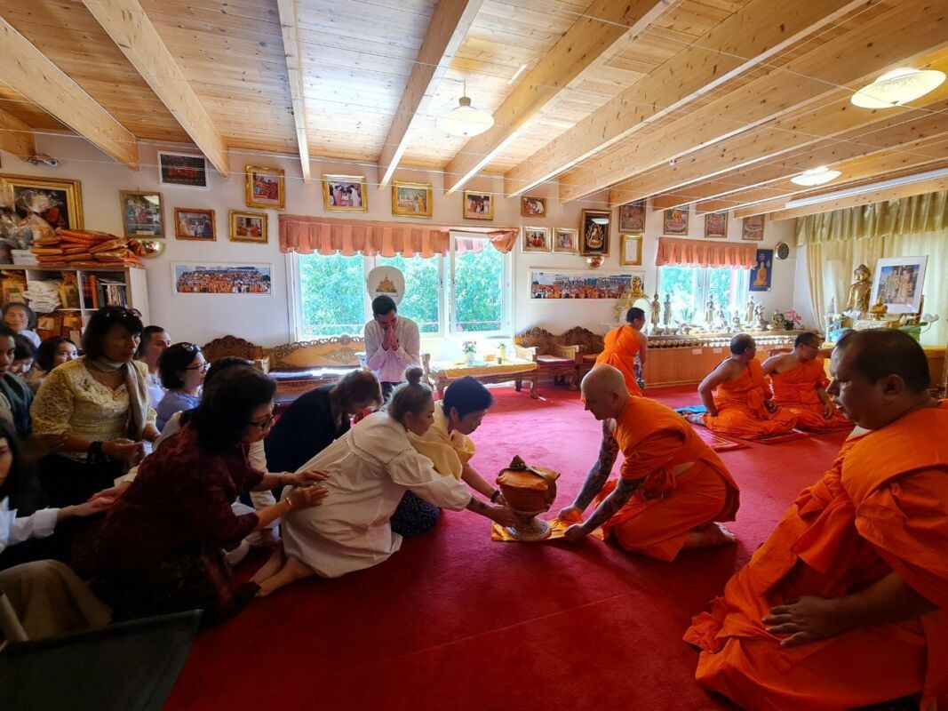 Ambassador took part in the ordination of a devout Swedish Buddhist at