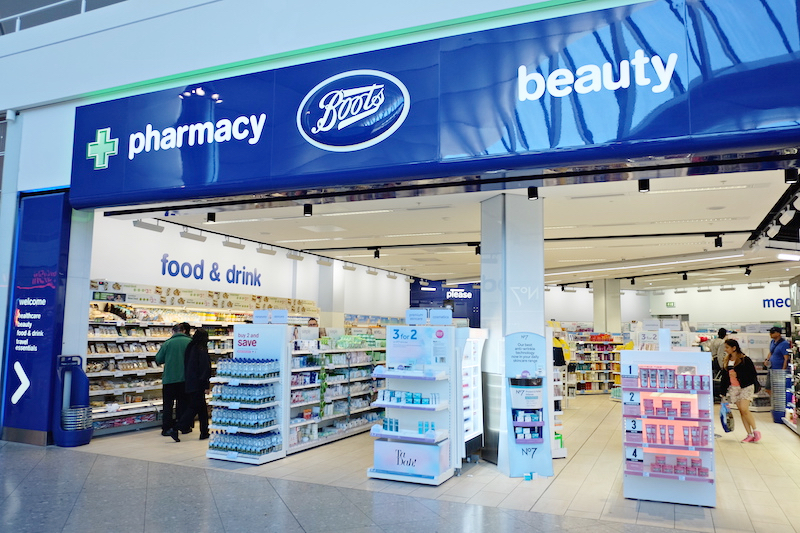 10 แบรนด์สัญชาติอังกฤษ ช็อปสนุกกระเป๋าฉีกที่ Heathrow Airport London