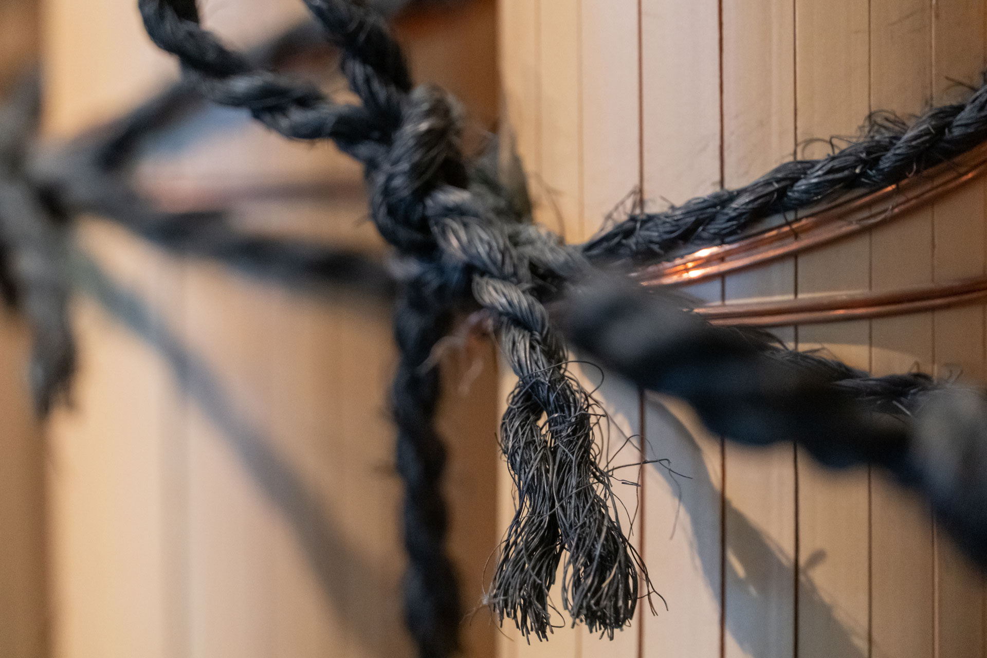 How to wrap rope to keep bamboo work beautiful