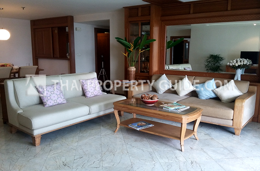 Apartment for rent in Sathorn Bangkok.