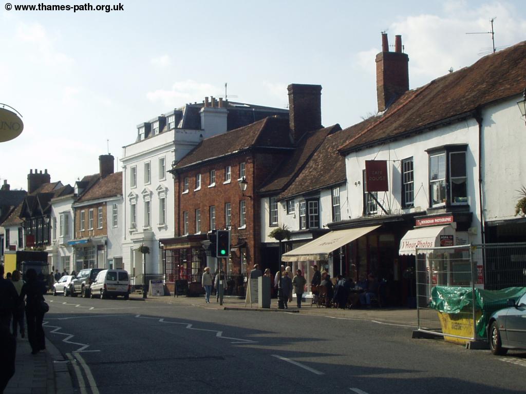 The Thames Path Bourne End to Henley