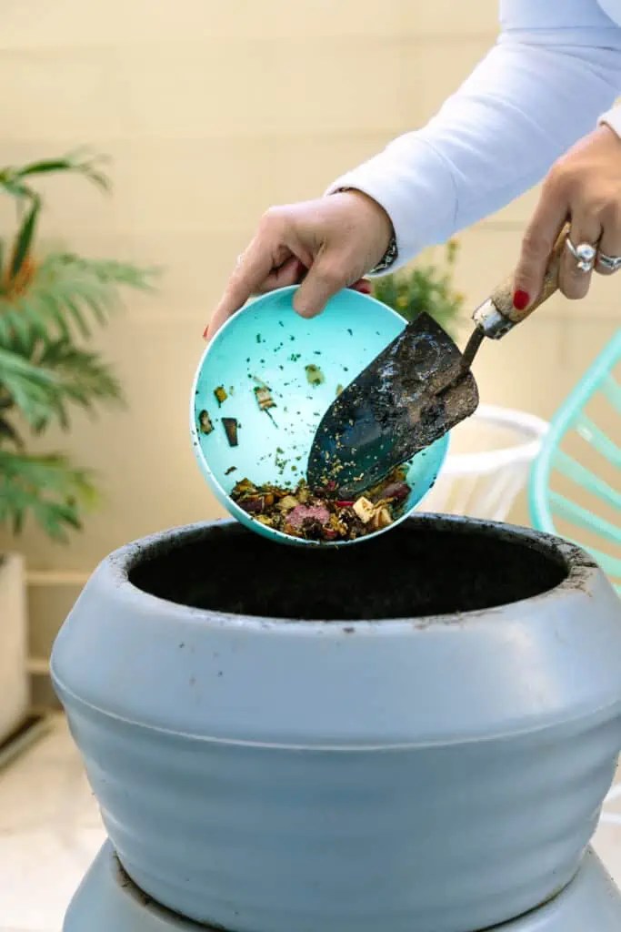 How to Compost in an Apartment (SmallSpace Composting)