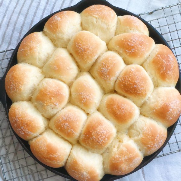 Skillet Dinner Rolls That Bread Lady