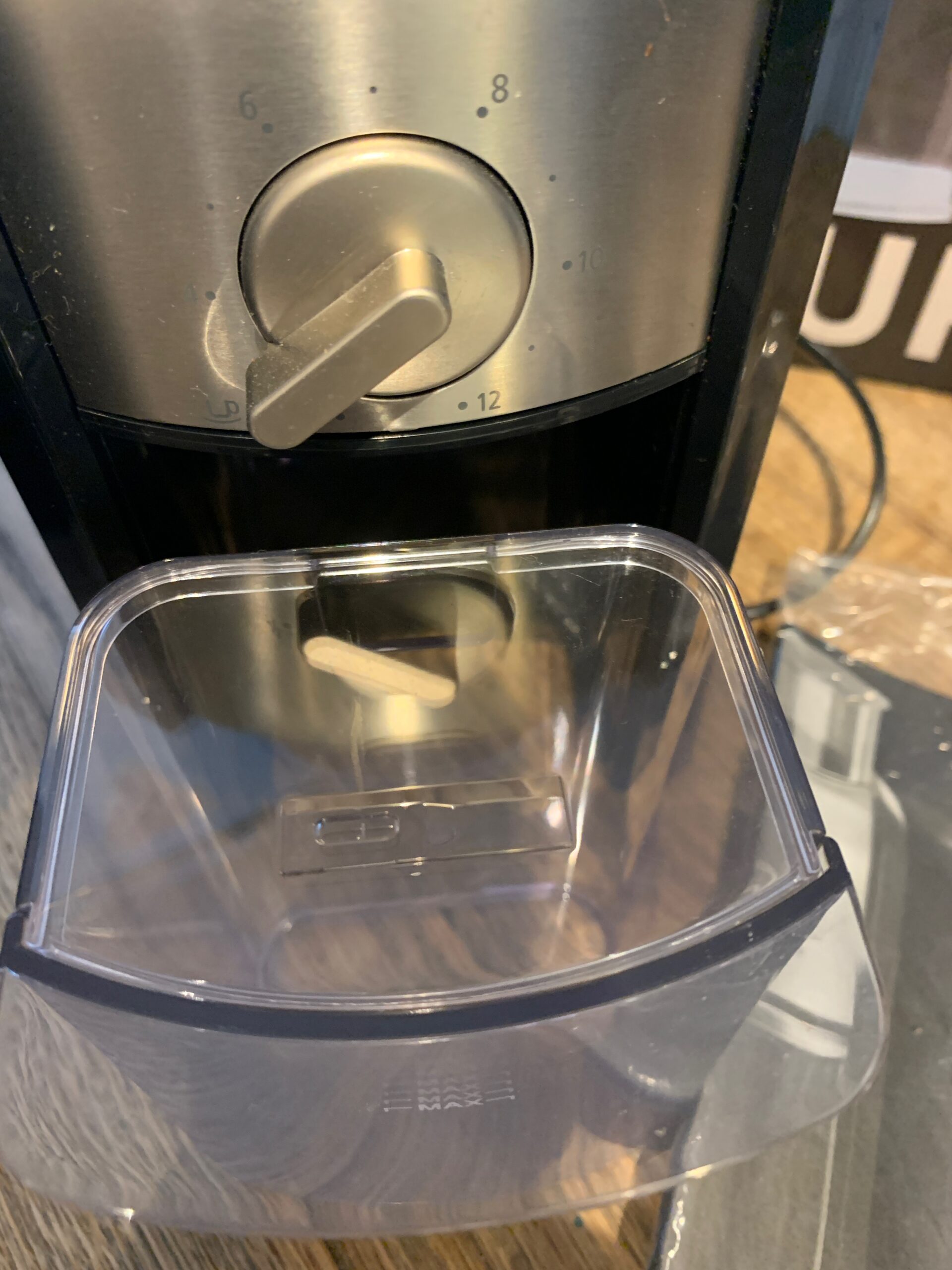 Krups GVX231 Expert Burr Grinder, Black/Silver ThatOne.UK