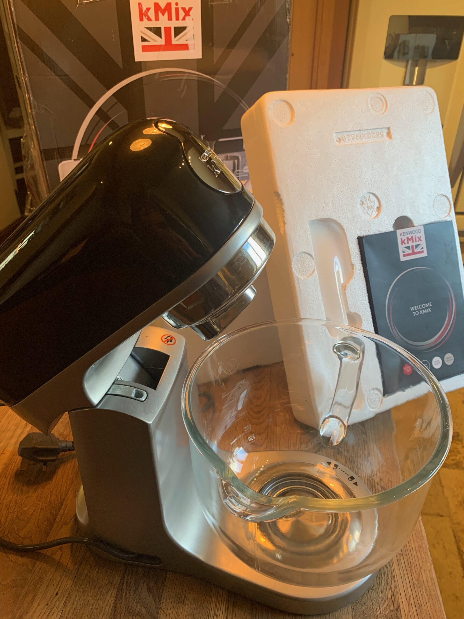 Kenwood kMix KMX75GBK Stand Mixer 5 Litre Glass Bowl, 1000W, Black