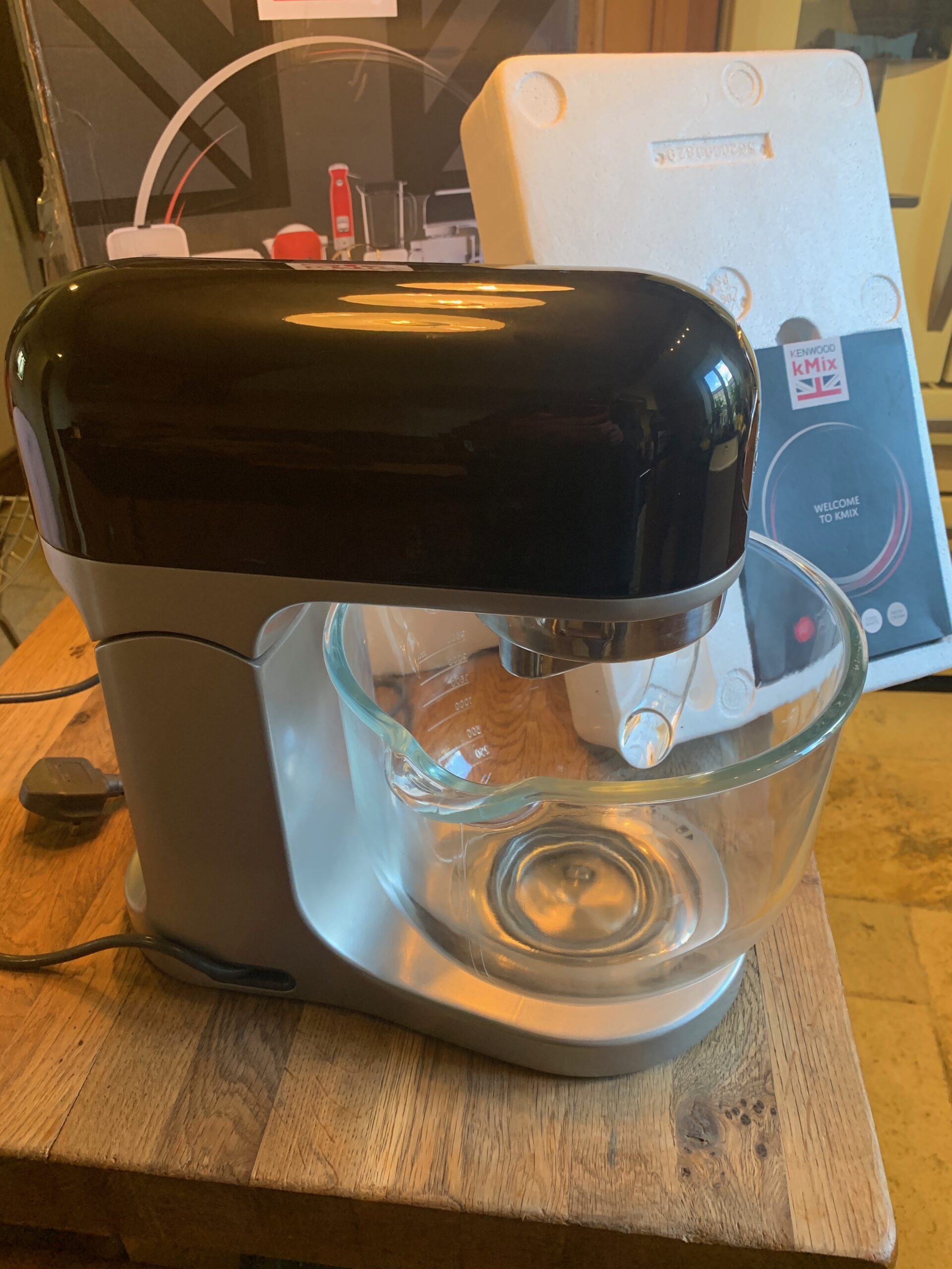 Kenwood kMix KMX75GBK Stand Mixer 5 Litre Glass Bowl, 1000W, Black