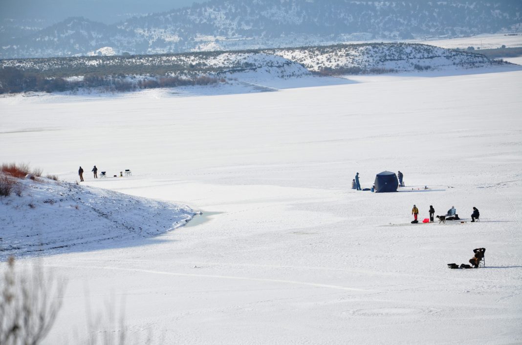 18 Breathtaking Oregon Winter Photos That'll Captivate You That