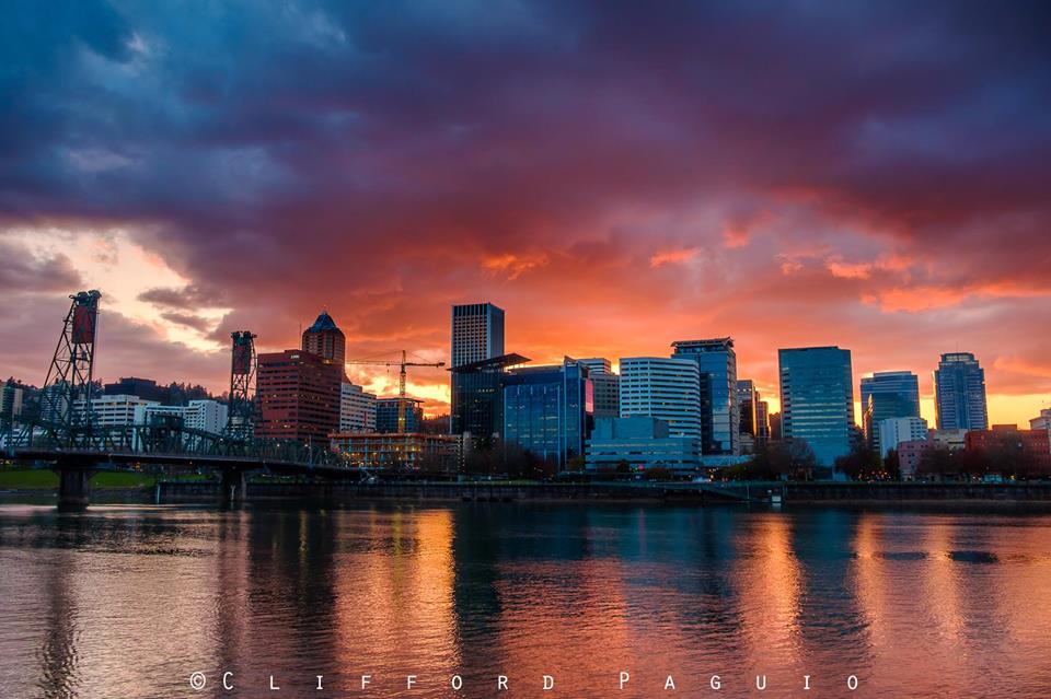 Sunset Lodging in Sunriver Promises An Experience That