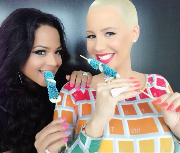 [Photos] Wiz Khalifa And Amber Rose Baby Shower!