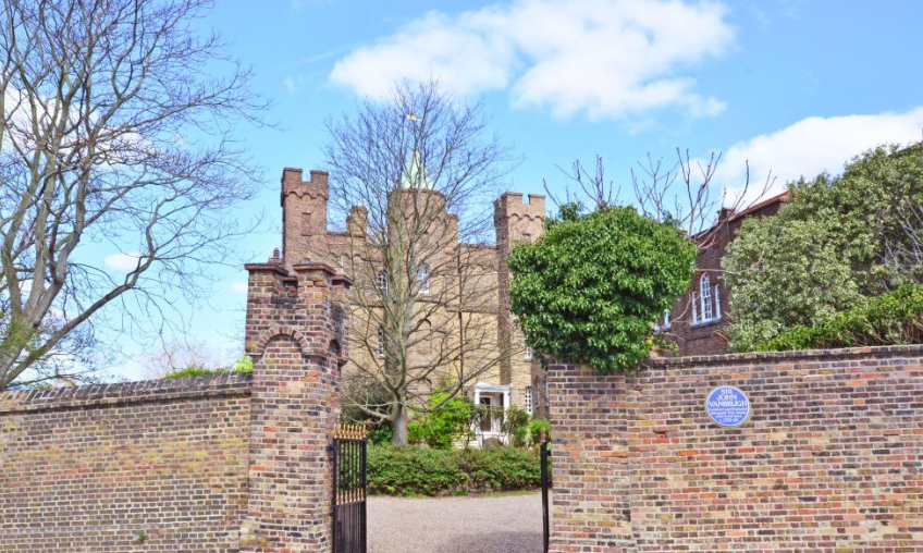 That’s an interesting house (castle) in Maze Hill That's an