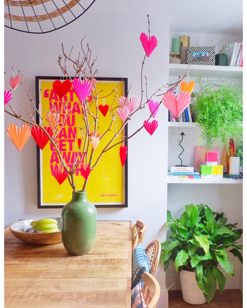 DIY Paper Heart Decorations That's so Gemma