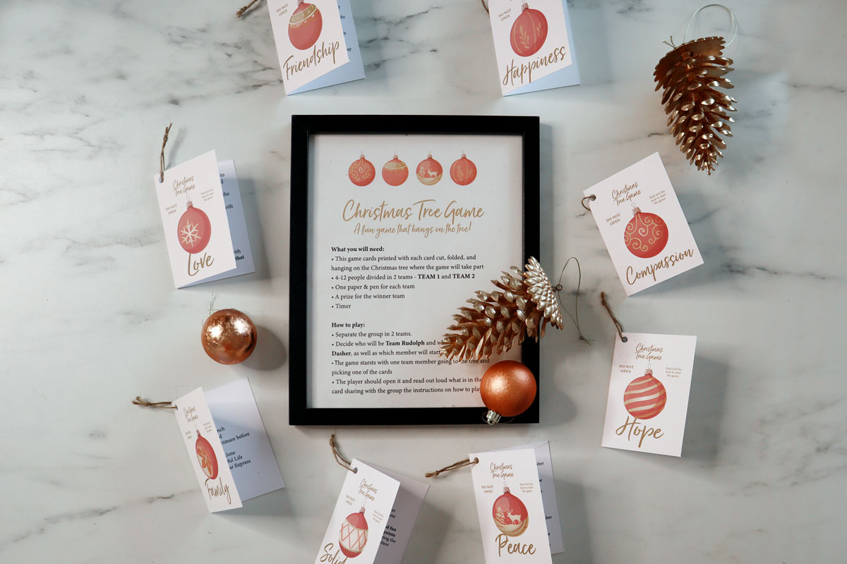 Christmas Tree Game: A fun game to hang on your tree for your Christmas