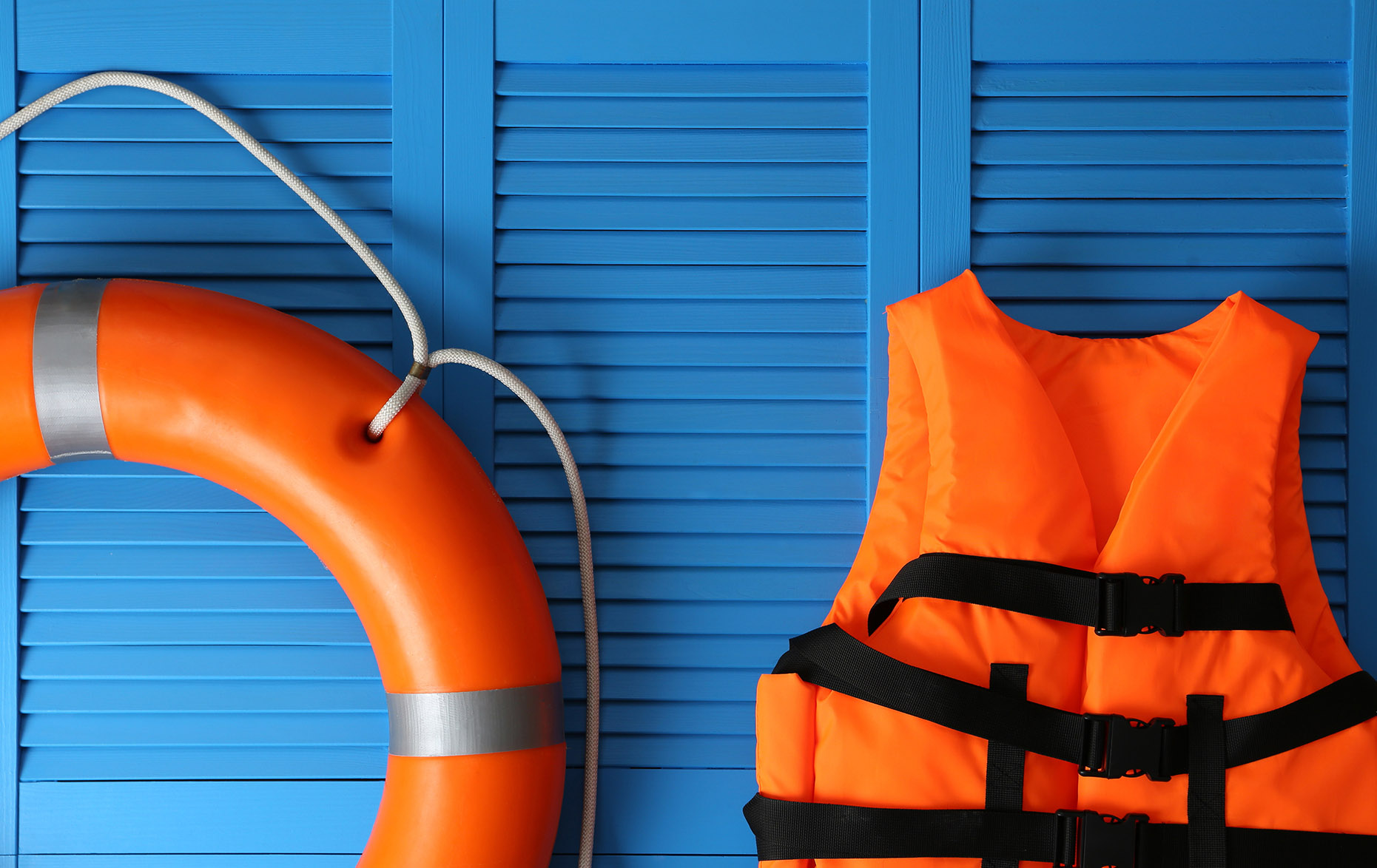 Comprehensive Guide to Personal Flotation Devices (PFDs) and Life Jackets Sailing and Boating