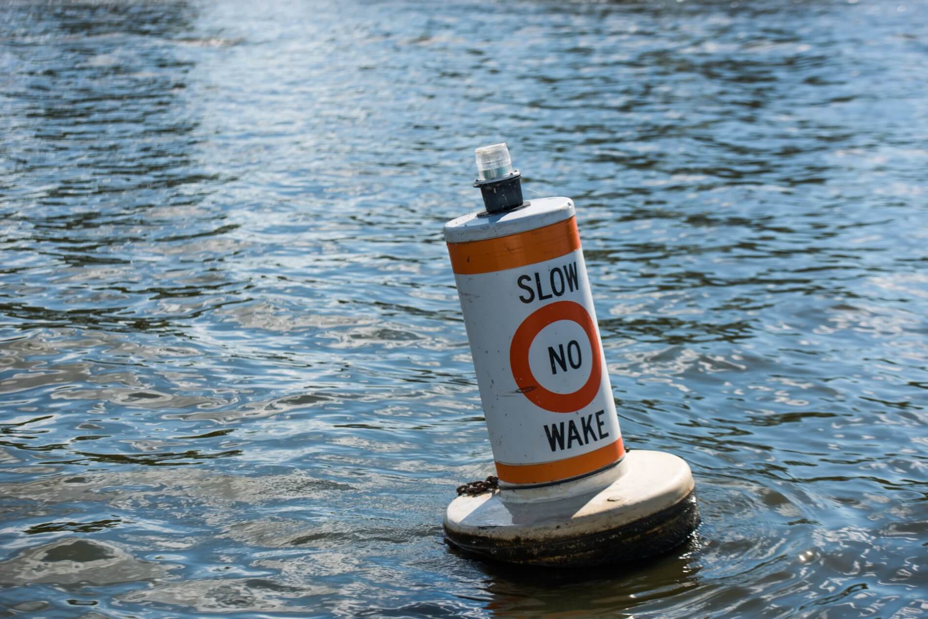 What are No Wake Zones and Why Should I Care? Sailing and Boating