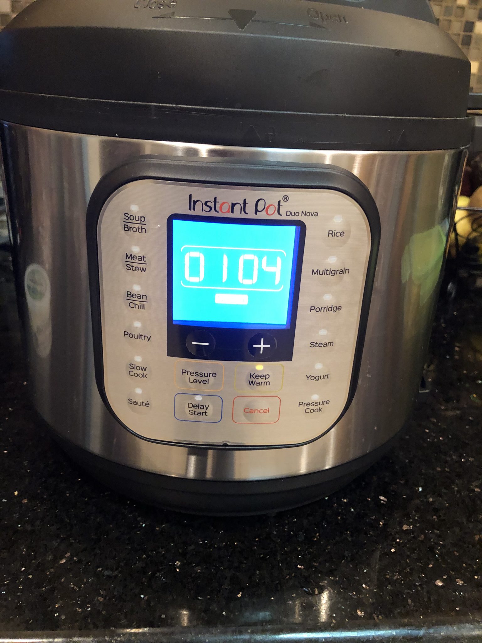 Instant Pot Duo 7in1 Programmable Pressure Cooker