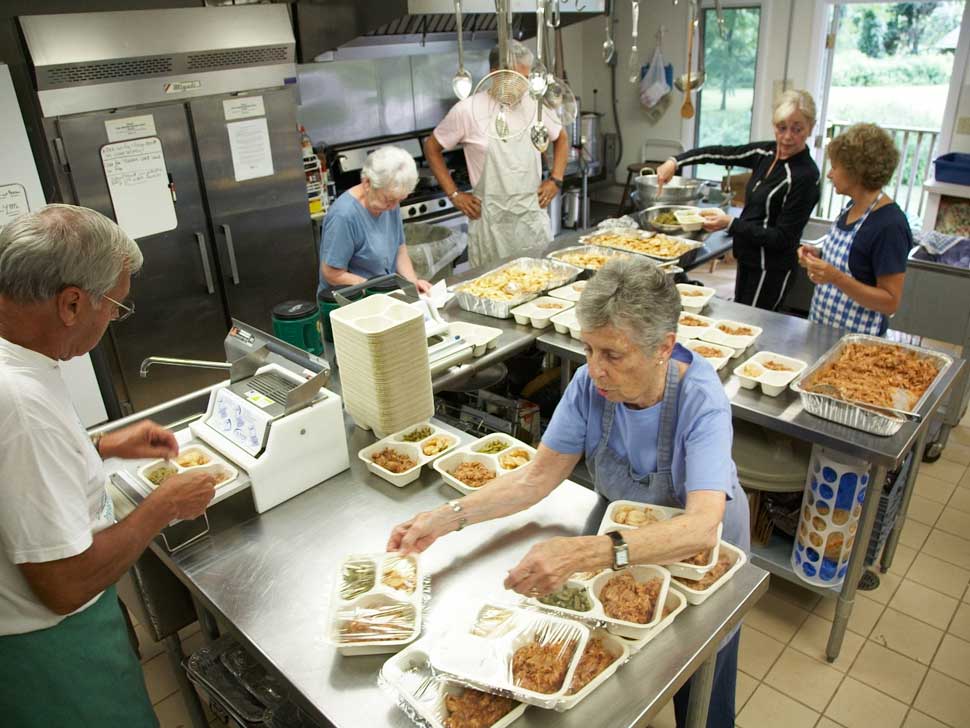 Please Donate Food to the Shoreline Soup Kitchens & Pantries