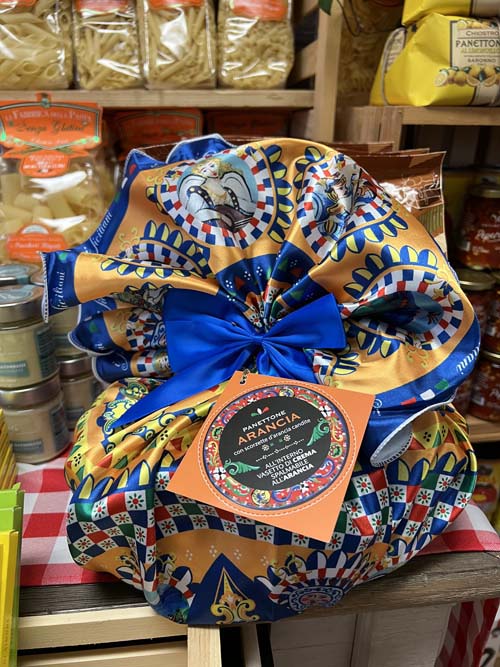 Gourmet Goodies and Fresh Cannolis at The Italian Food Store The E List