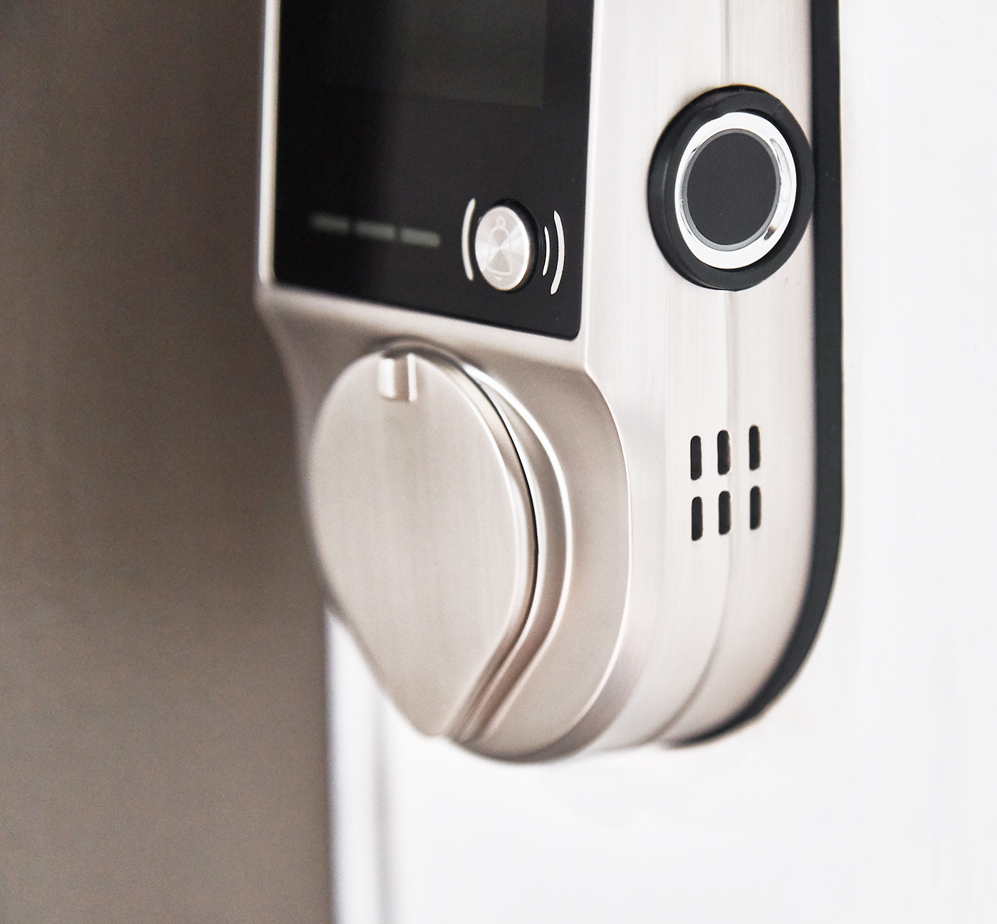 LOCKLY Vision Smart Lock Video Doorbell review Knock knock, I know