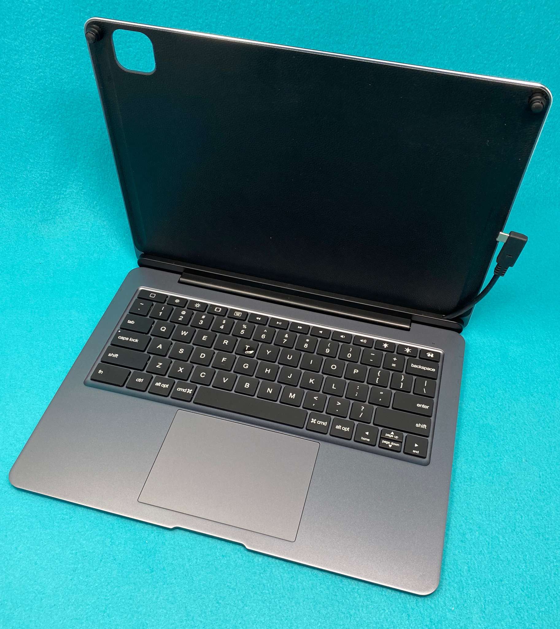 Doqo iPad keyboard case review adds ports to rival MacBook Pros The