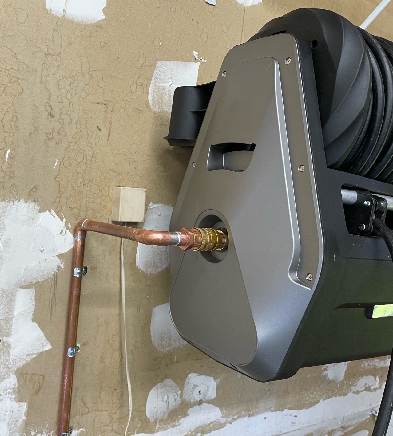 Giraffe Tools Grandfalls Pressure Washer PRO Review Powerful Spiffy