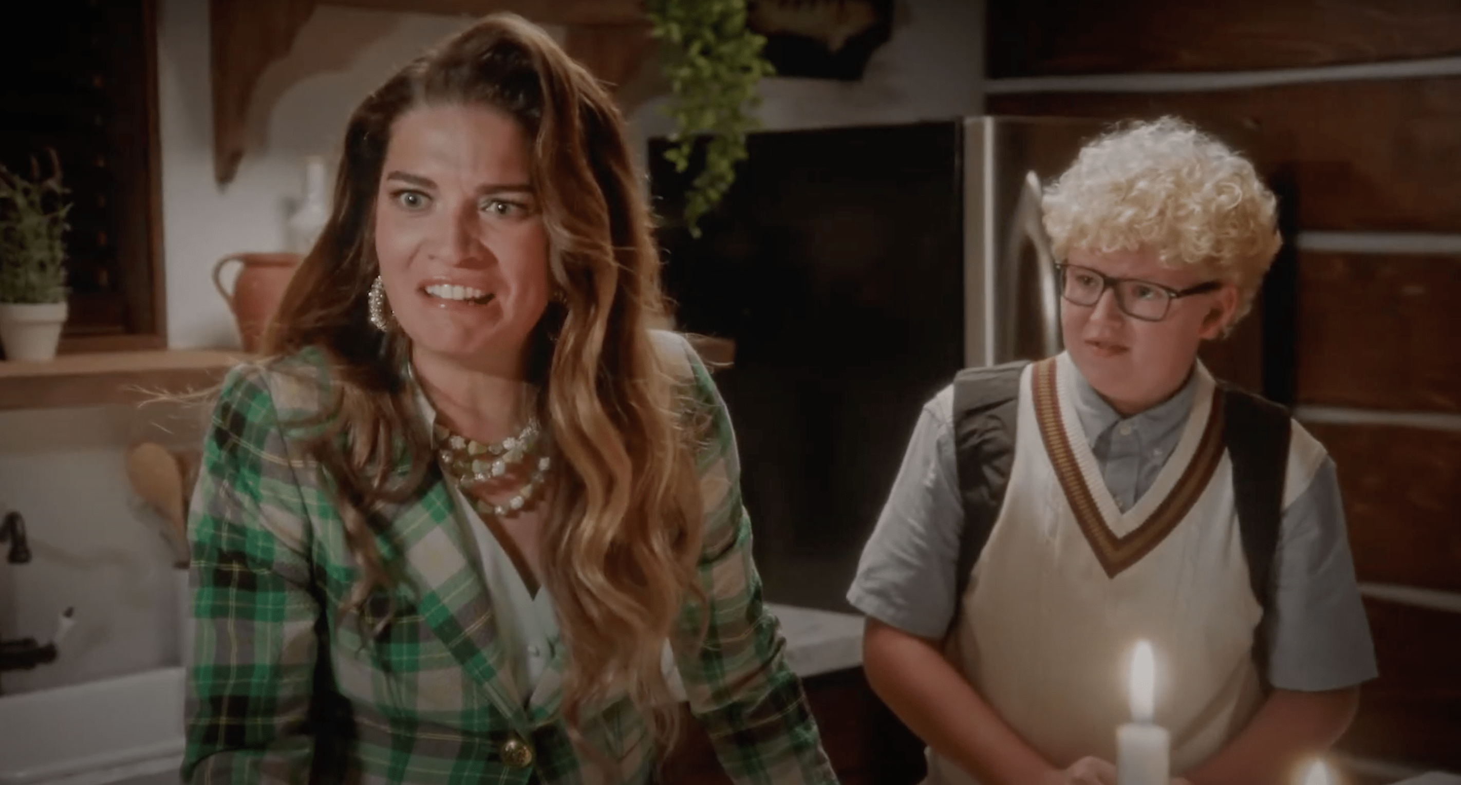 Thanks To Emmy Winner Annie Murphy There S A Lot Of Ham In Hellofresh S Marketing Menu