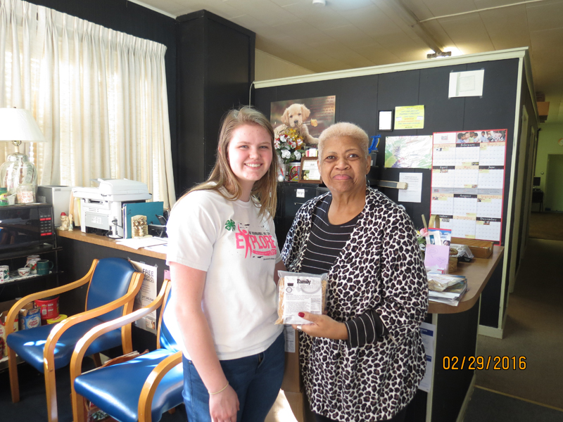 Anne Becker and the Illinois 4H Leadership Conference The Source