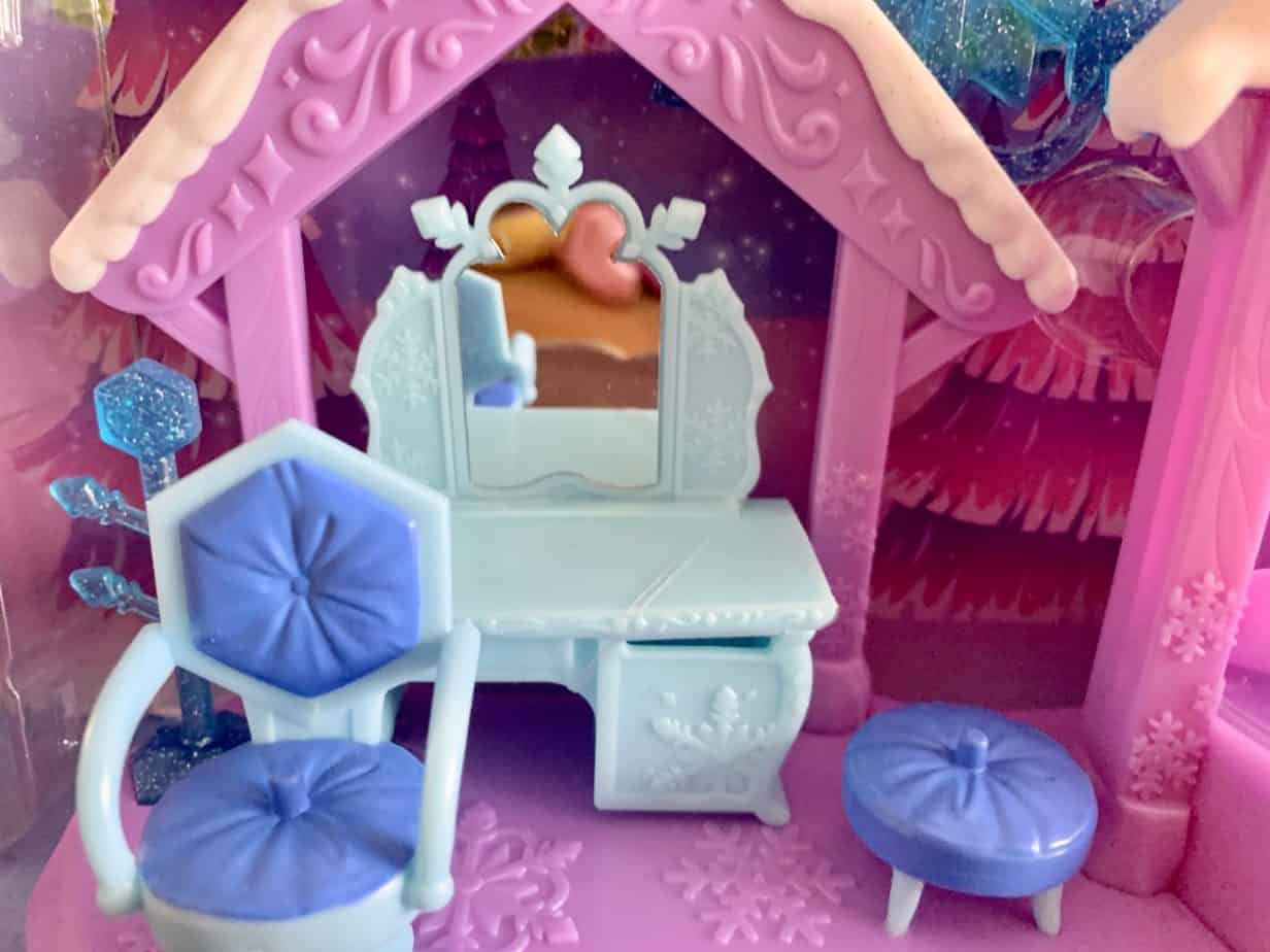 Hatchimals Colleggtibles Glitter Salon Playset Review The Willow Tree