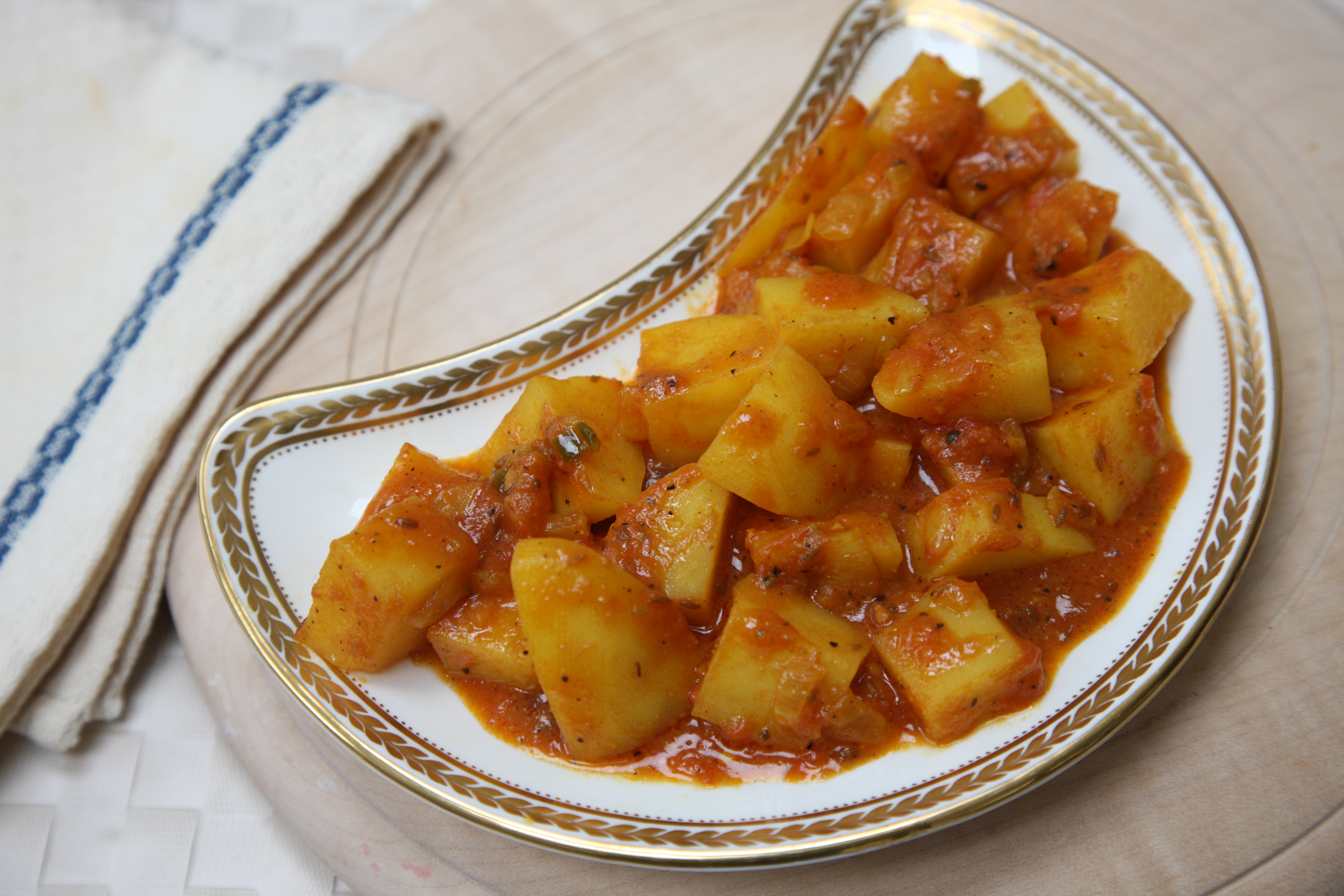 Potato Curry (Pakistani variation) the.Ismaili