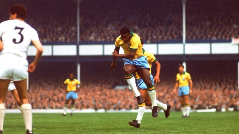 The Greatest Goal Pele Ever Scored, Recreated The18