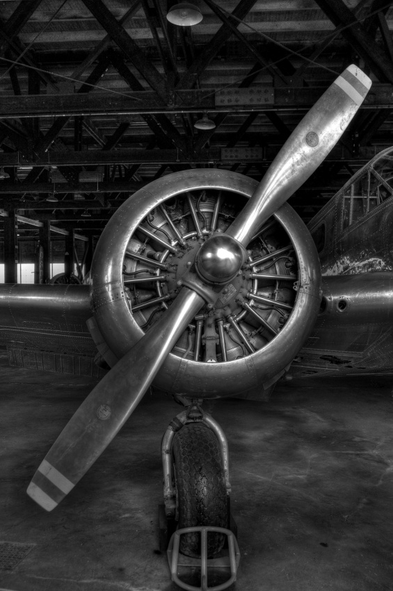 How Wiley Post Overcame Chaos to Make Aviation History