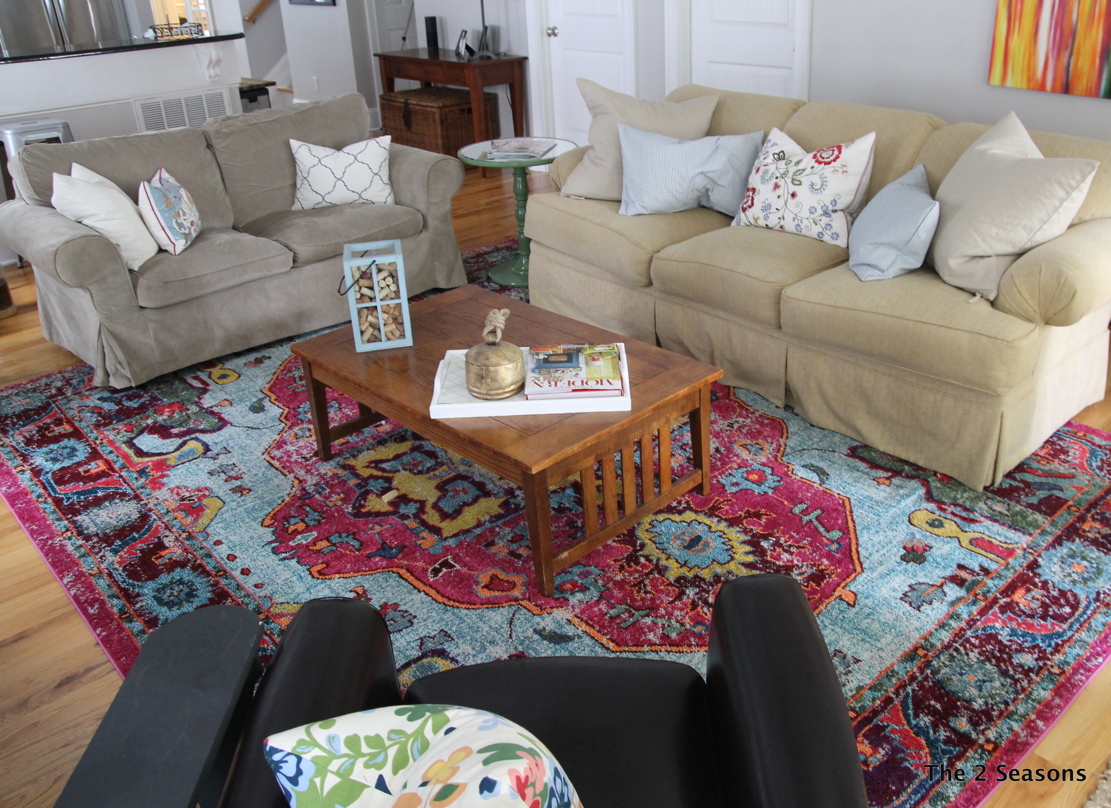 Living Room Rug The 2 Seasons