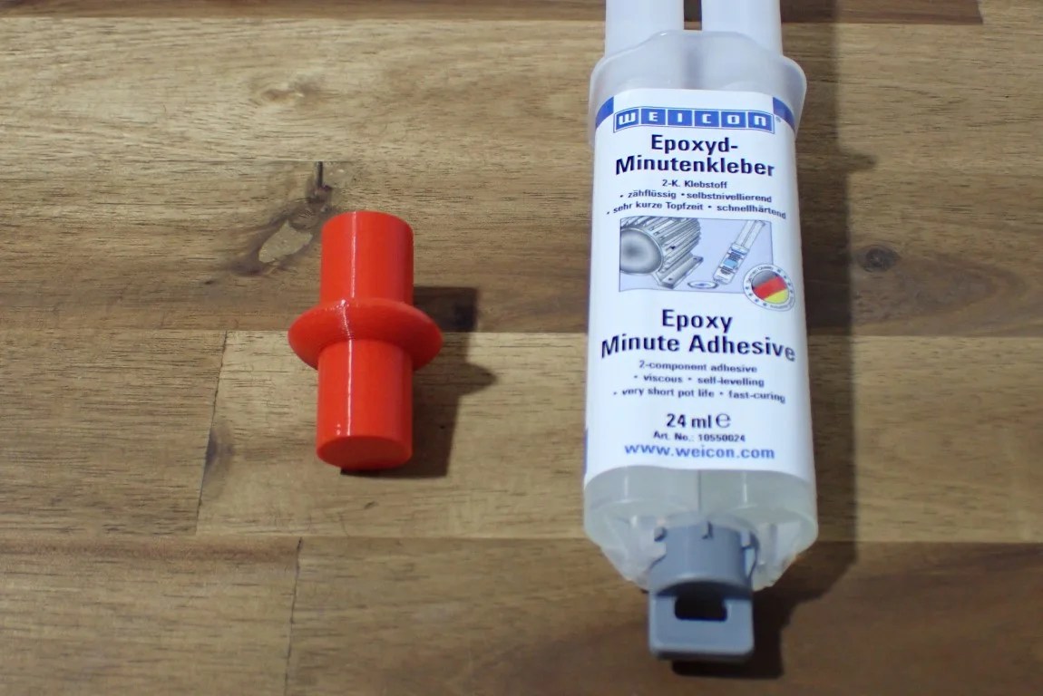 Best PLA Glues & Step by Step Guide [+ Table]