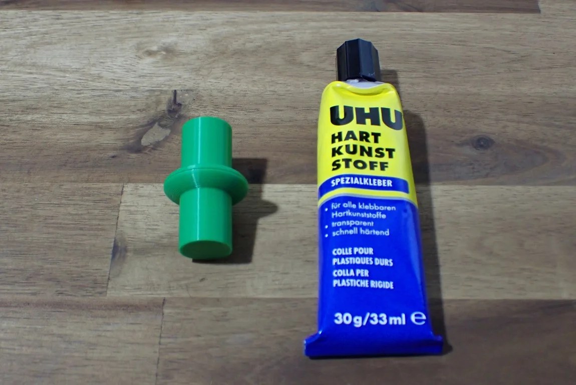 Best PLA Glues & Step by Step Guide [+ Table]