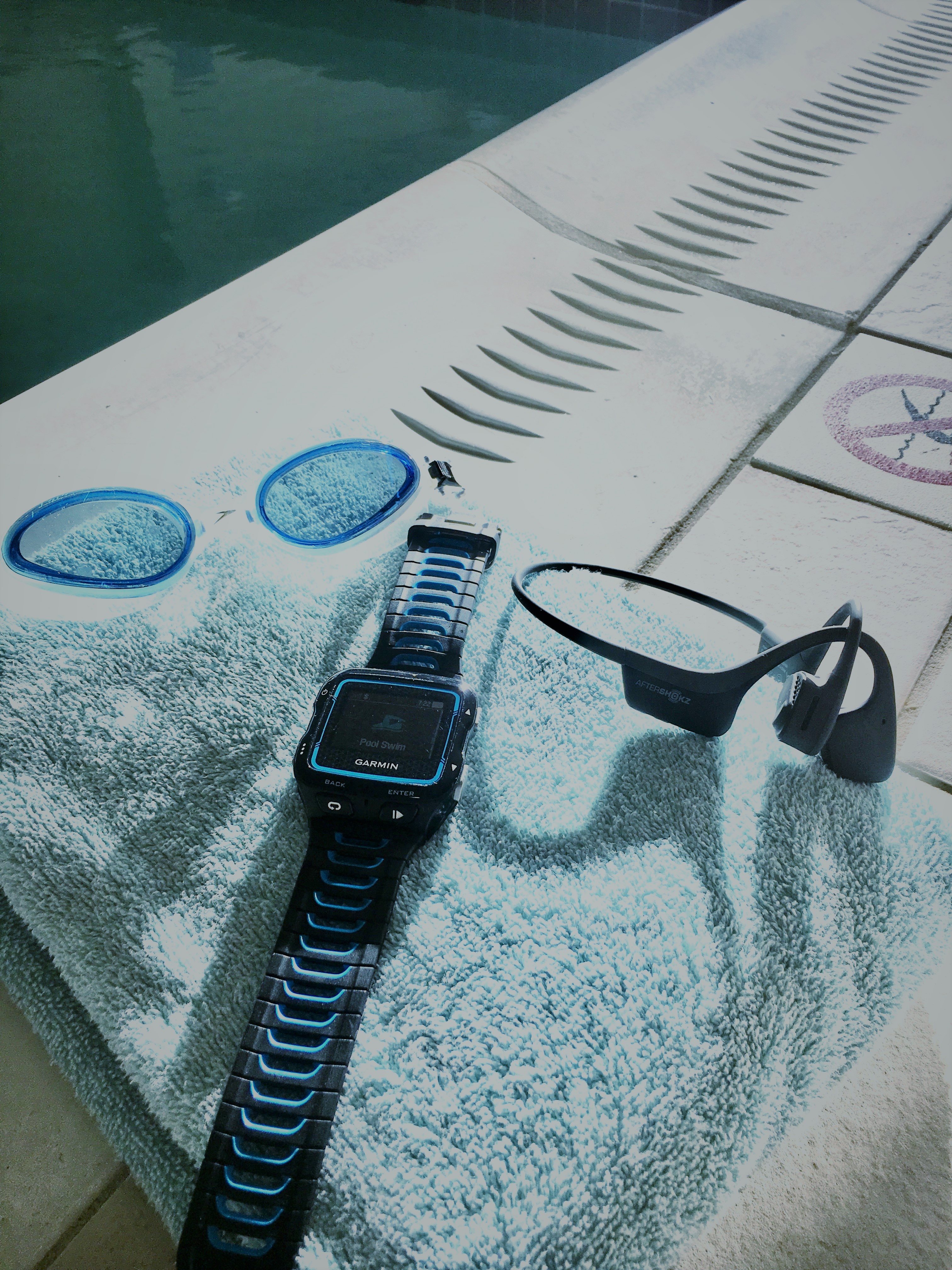 Product Review: AfterShokz Xtrainerz Wireless Bone Conduction