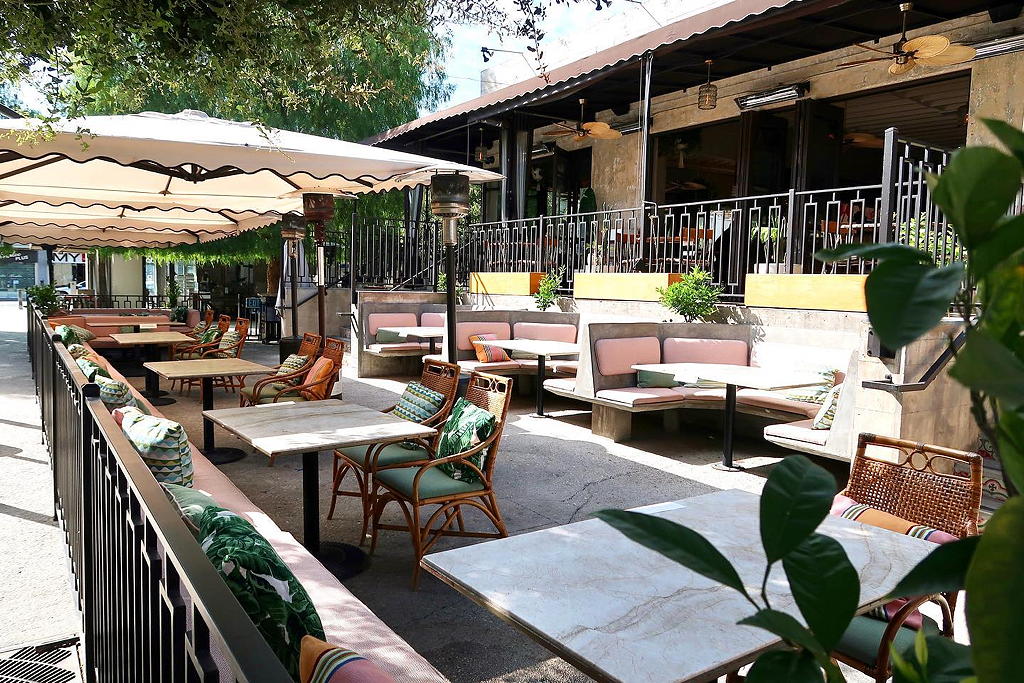 Discover DTLA's Elegant Al Fresco Dining THEA at Metropolis