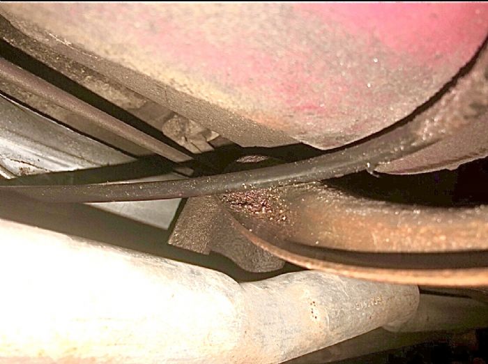 Fluid Leak at Speedometer Cable Connection The AMC Forum