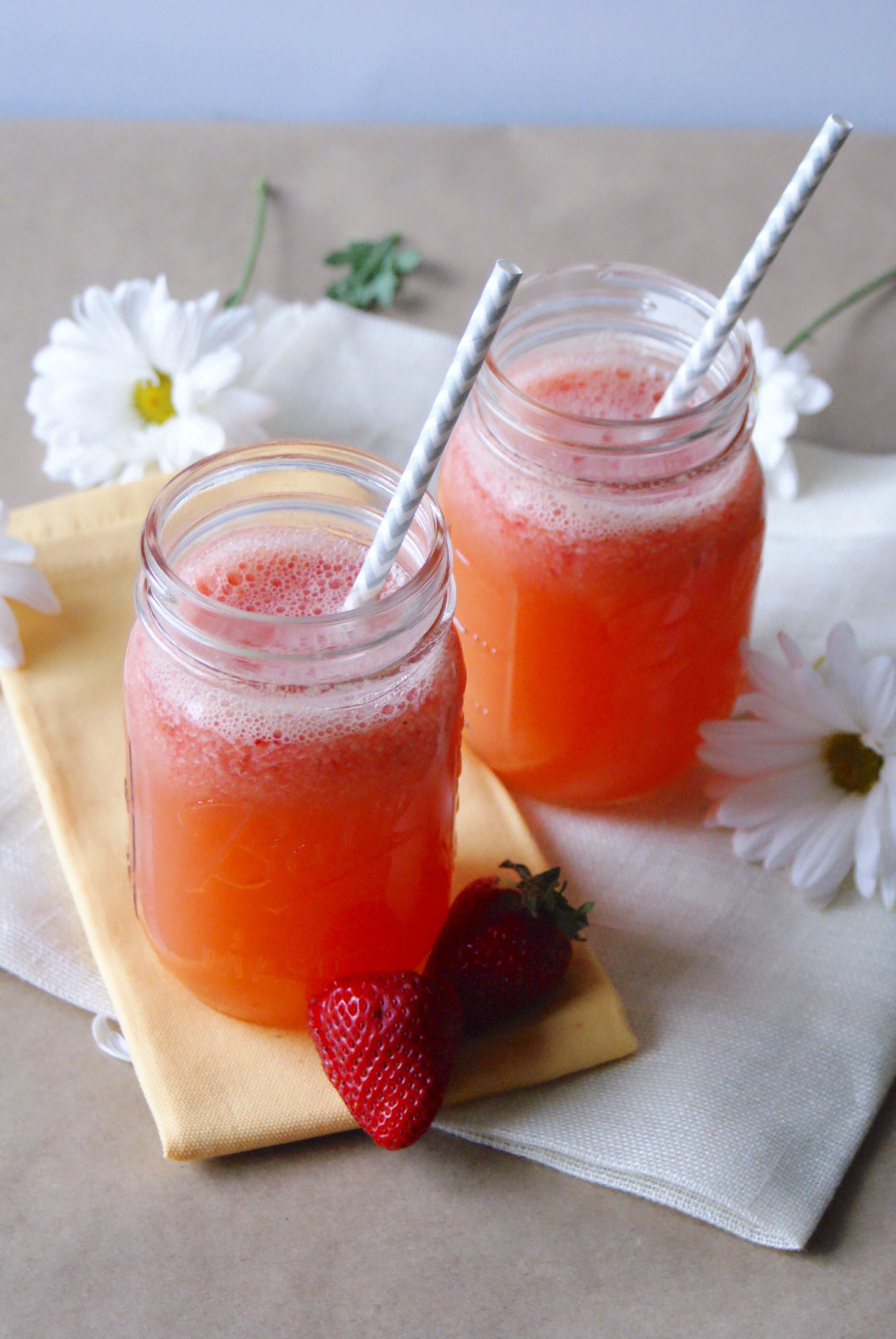 Summer Drink Spiked Strawberry Lemonade The Anastasia Co