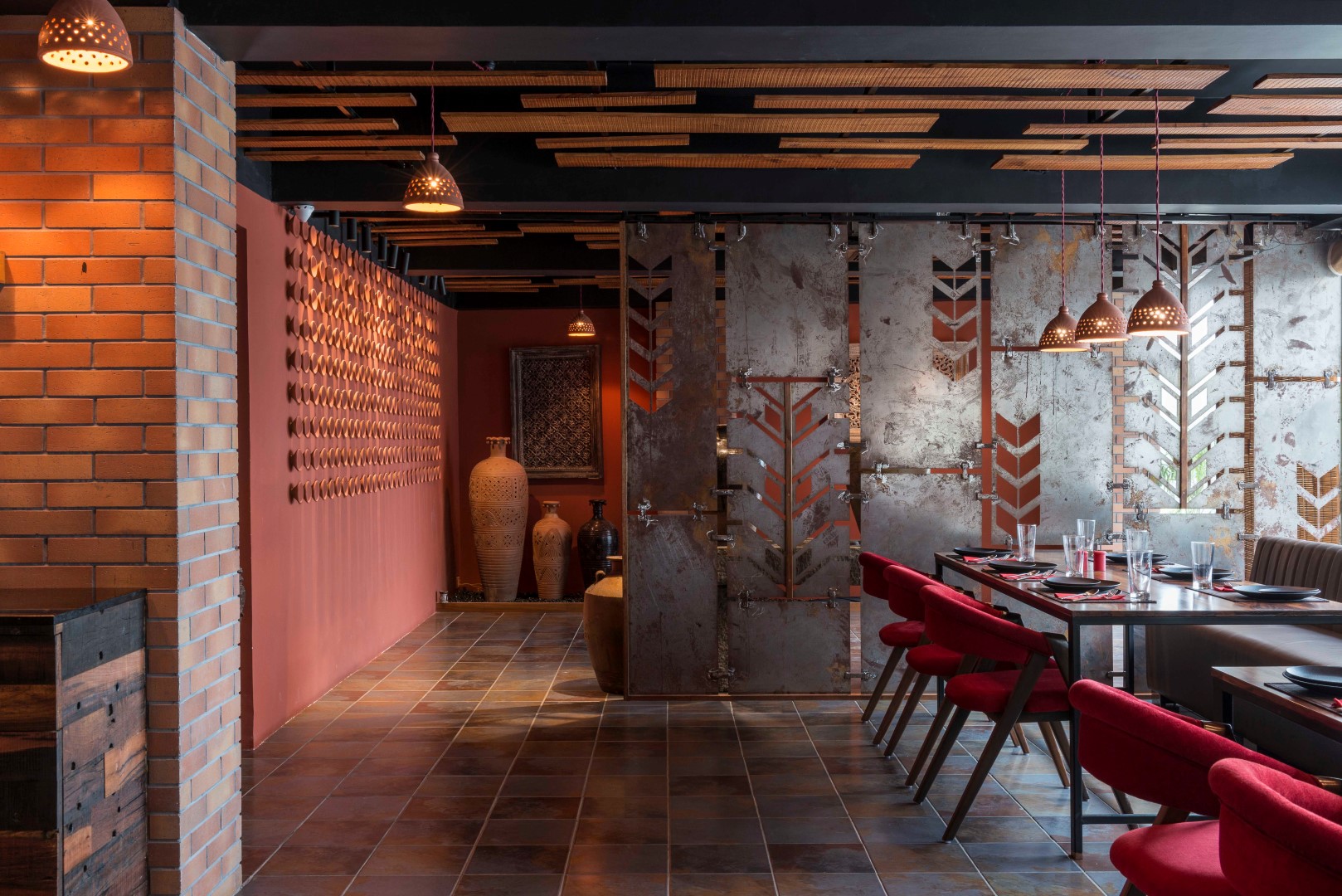 Fusion of Modernity and Medieval India Terracotta Restaurant tHE