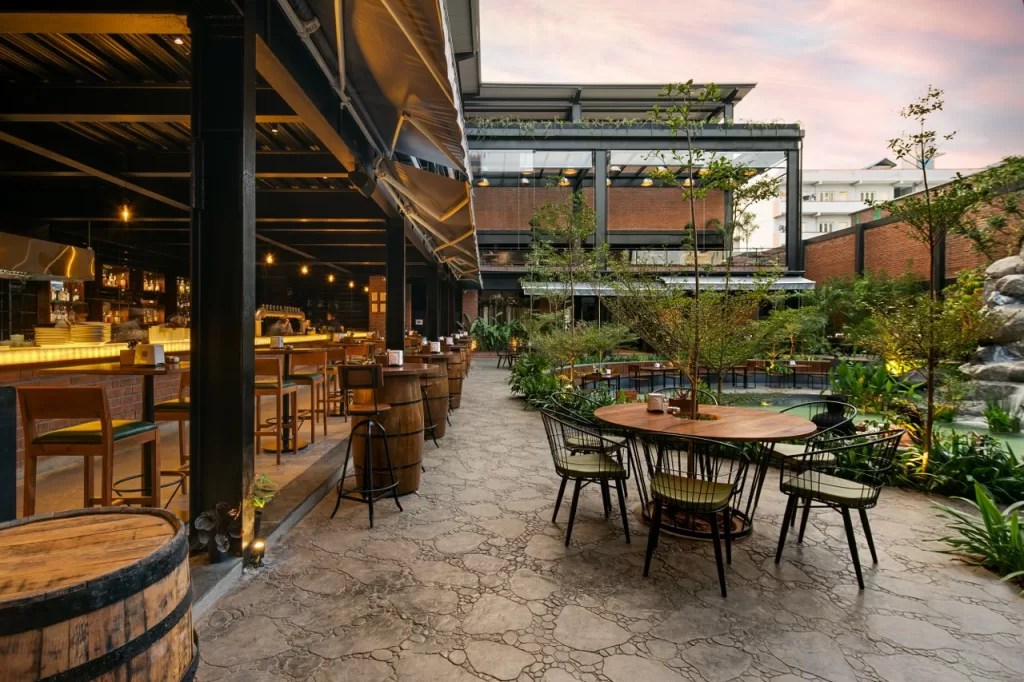 Long Boat Brewing Co. Is Interwoven In Harmony With Natural Elements Of