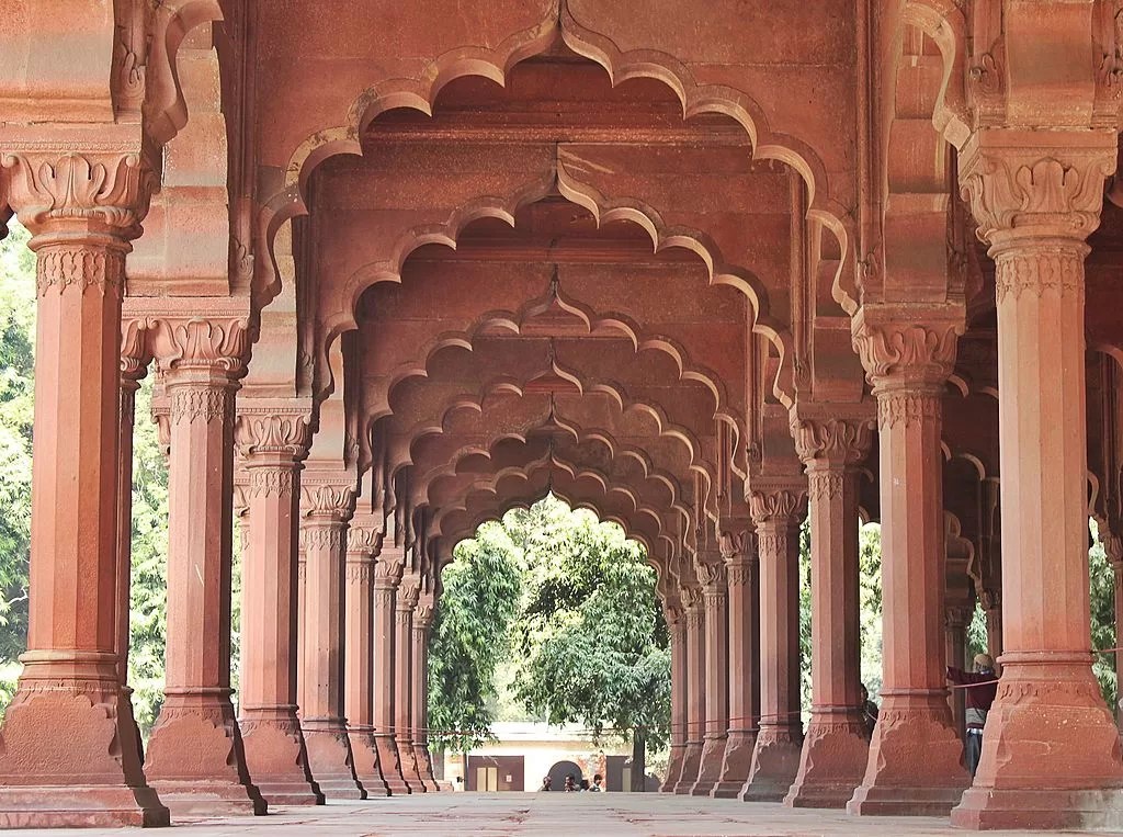 20 Most Beautiful Arcade Architecture in Indian Monuments