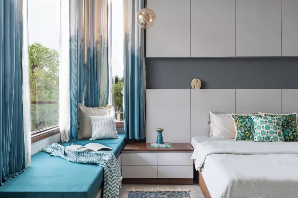 20 Bed Headboard Designs that comforts your bedroom