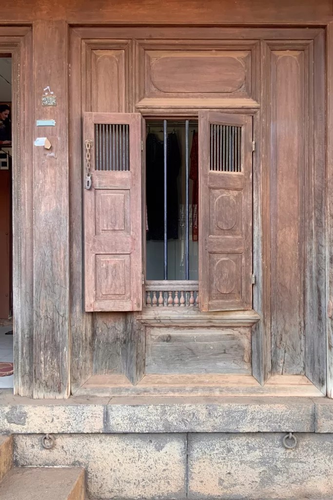 Through Time and Glass Exploring 10 Indian Window Designs